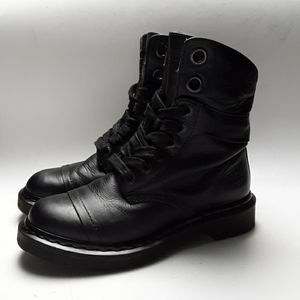 Dr. Martens Triumph Boots size 6